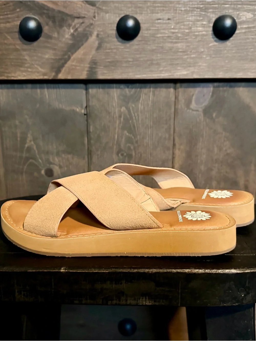 Yellow Box Jordy Taupe Sandal - 8.5 - Picture 2 of 6